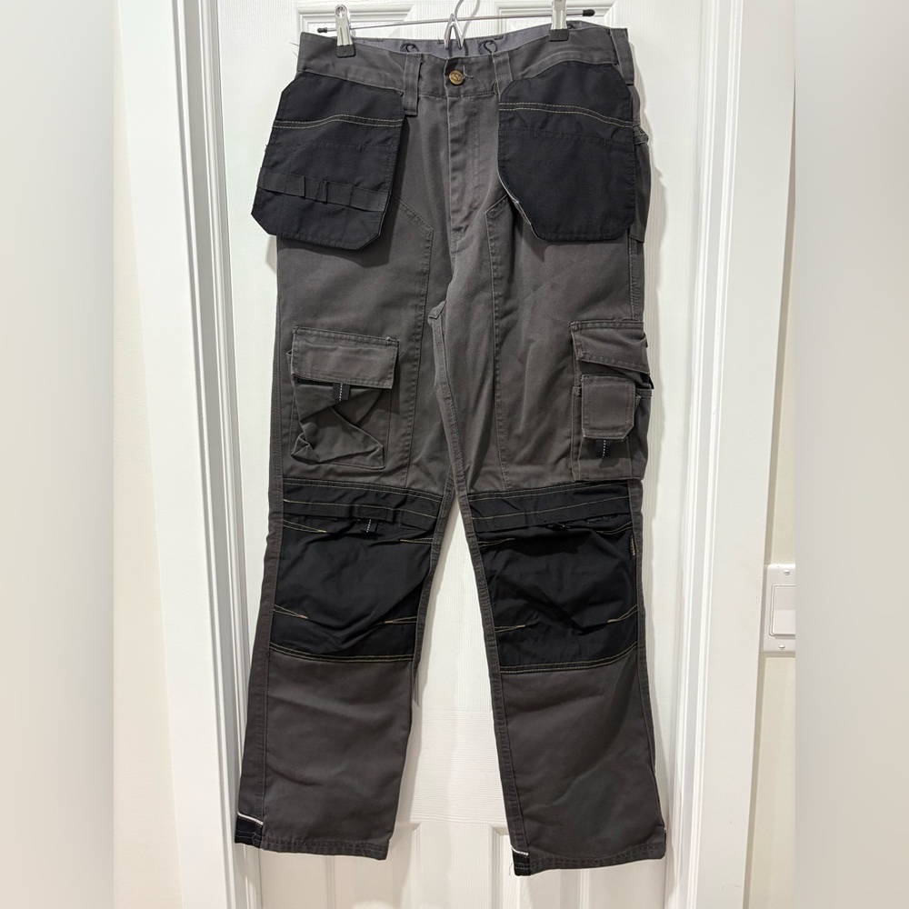 Sidewinder Men's Gray and Black Cargo Pants 31x31 utility workwearCLEAN OUT SALE